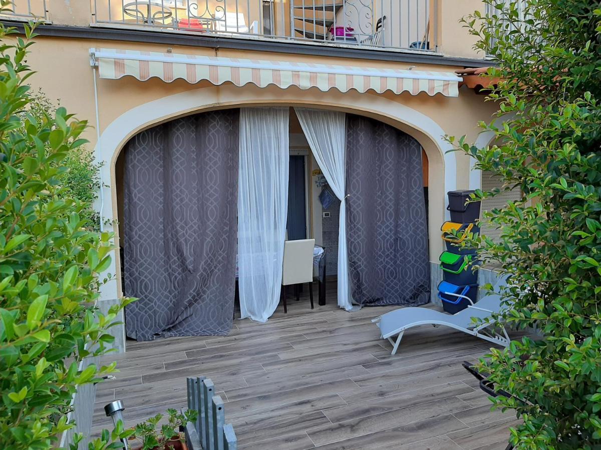 Ferienwohnung Sonia Pizzo Beach Club Exterior foto